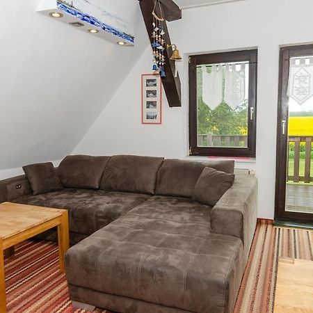 3-R-Ferienwohnung-Fuer-4-Personen-In-Schaprode-Auf-Ruegen-Zi3 エクステリア 写真